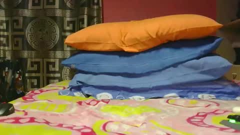 Snapshot of rogobeteilie chatting on 03-22-26, 09:40 Banderas online show from 03-22-26, 09:40