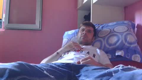 Snapshot of rogobeteilie chatting on 04-04-26, 11:29 Banderas online show from 04-04-26, 11:29