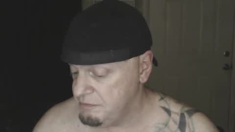 Snapshot of roinaz chatting on 12-19-24, 10:24 roinaz online show from 12-19-24, 10:24