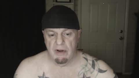 Snapshot of roinaz chatting on 01-01-25, 07:10 roinaz online show from 01-01-25, 07:10