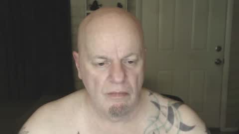 Snapshot of roinaz chatting on 02-10-25, 07:38 roinaz online show from 02-10-25, 07:38