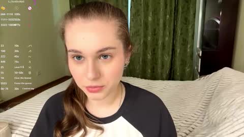 Mia online show from 02-10-26, 09:35