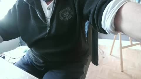 Snapshot of rolandloser1000 chatting on 03-26-26, 12:11 rolandloser1000 online show from 03-26-26, 12:11