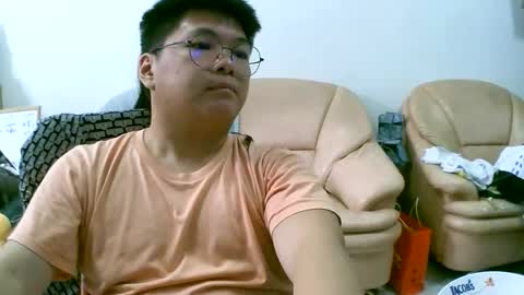 Snapshot of rolleacban chatting on 11-18-25, 08:57 Rolleac online show from 11-18-25, 08:57