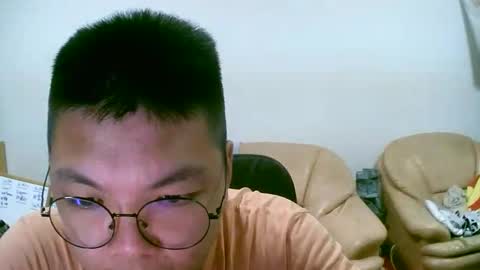 Snapshot of rolleacban chatting on 12-14-25, 05:29 Rolleac online show from 12-14-25, 05:29