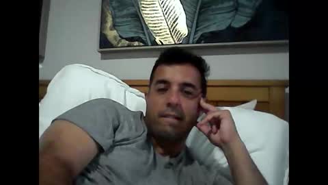 Roller Handsome online show from 09-10-25, 06:08