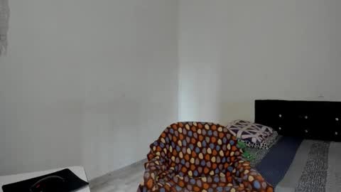 rolling_05 online show from 12-02-25, 08:37