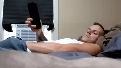 rollinhard2525 online show from 11-08-25, 04:29