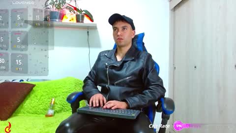 rolos_hot32 online show from 09-14-25, 12:32