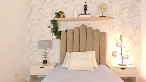 Snapshot of roma_love_ chatting on 01-05-25, 11:26 online show from 01-05-25, 11:26
