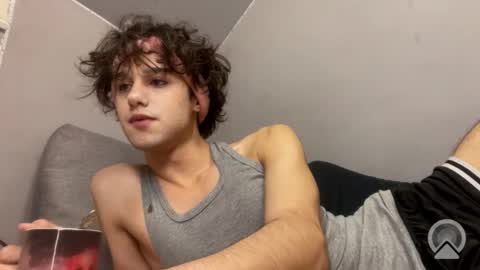 Snapshot of roma_shyguy_ chatting on 04-27-26, 10:19 roma_shyguy_ online show from 04-27-26, 10:19