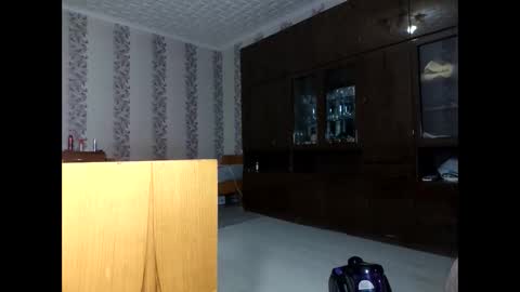 Snapshot of romahka999 chatting on 12-21-25, 02:46 Roma online show from 12-21-25, 02:46