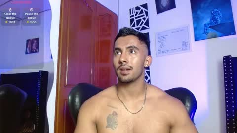 Snapshot of romanpearce_ chatting on 05-01-26, 08:35 Roman online show from 05-01-26, 08:35