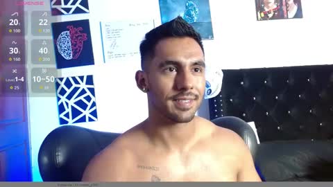 Snapshot of romanpearce_ chatting on 05-09-26, 07:41 Roman online show from 05-09-26, 07:41