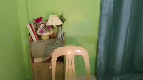 Snapshot of romantic_kath chatting on 01-27-25, 03:50 KATH online show from 01-27-25, 03:50