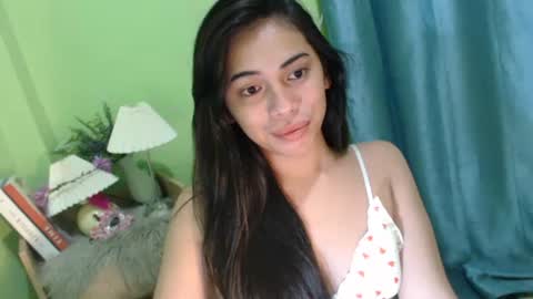 Snapshot of romantic_kath chatting on 02-01-25, 05:26 KATH online show from 02-01-25, 05:26