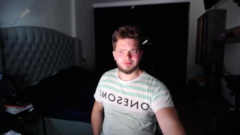 Snapshot of romantic_twunk chatting on 10-01-25, 03:45 romantic_twunk online show from 10-01-25, 03:45