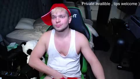 Snapshot of romantic_twunk chatting on 11-22-25, 10:20 romantic_twunk online show from 11-22-25, 10:20