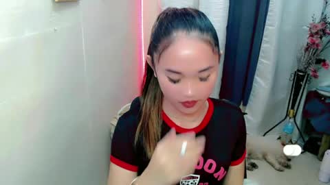 Snapshot of romanticslutxxx chatting on 06-26-26, 04:44 empress online show from 06-26-26, 04:44