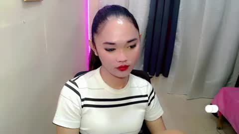 Snapshot of romanticslutxxx chatting on 06-28-26, 08:48 empress online show from 06-28-26, 08:48
