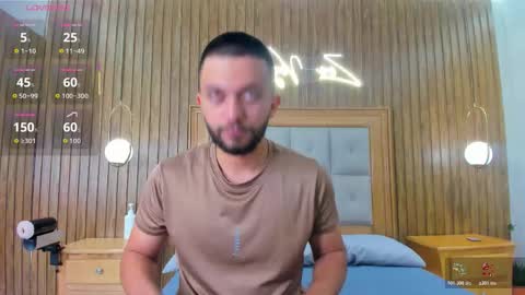 Snapshot of romeo__bossi chatting on 03-22-26, 11:35 Romeo Bossi online show from 03-22-26, 11:35