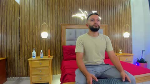 Snapshot of romeo__bossi chatting on 03-31-26, 11:10 Romeo Bossi online show from 03-31-26, 11:10
