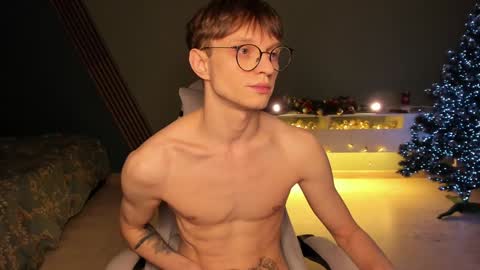 Romeo online show from 12-29-24, 02:17