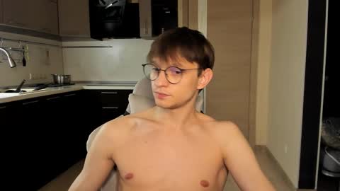 Romeo online show from 10-03-25, 05:37