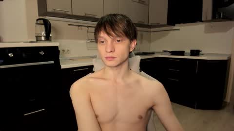 Romeo online show from 10-31-25, 09:38