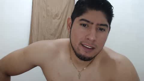 Snapshot of romeo_myroom chatting on 12-01-24, 07:58 Romeos Room online show from 12-01-24, 07:58