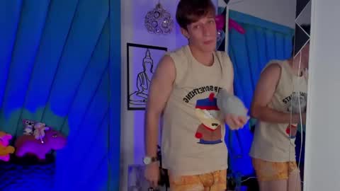 Romeo Ricci online show from 12-24-24, 03:05