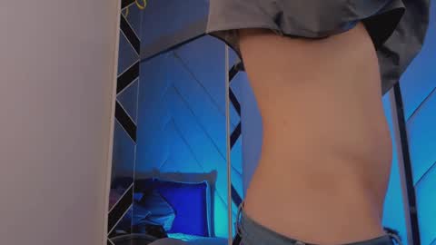 Romeo Ricci online show from 01-13-25, 03:45