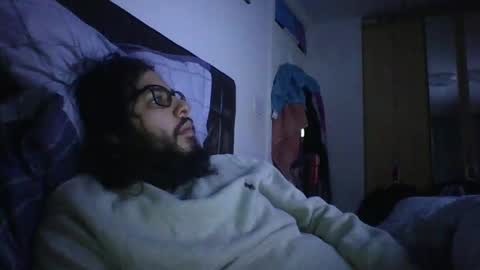 romeoisnotperfectbuthetries online show from 12-25-24, 07:14