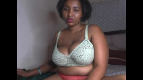 Romina 26 online show from 02-06-26, 08:01