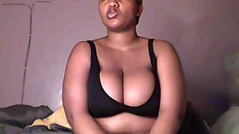 Romina 26 online show from 06-14-26, 03:30