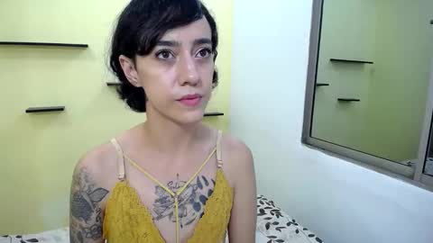 Snapshot of romina_white18 chatting on 04-29-26, 06:06 romina online show from 04-29-26, 06:06