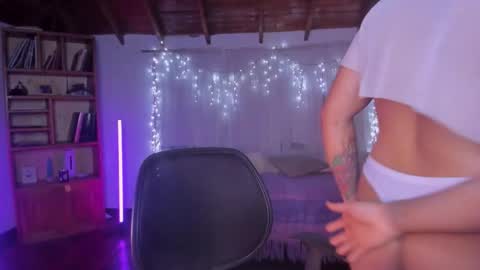 Romi Rouse online show from 03-20-26, 04:50