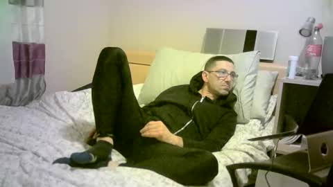 Snapshot of romson998181 chatting on 12-31-24, 12:43 romson998181 online show from 12-31-24, 12:43