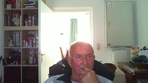 Snapshot of ron70zig chatting on 09-20-25, 09:32 ron70zig online show from 09-20-25, 09:32