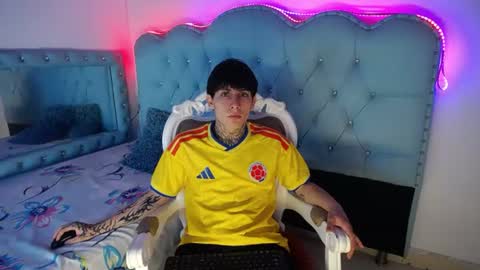 Snapshot of ronal_skinny chatting on 07-16-26, 09:32 ronal_skinny online show from 07-16-26, 09:32