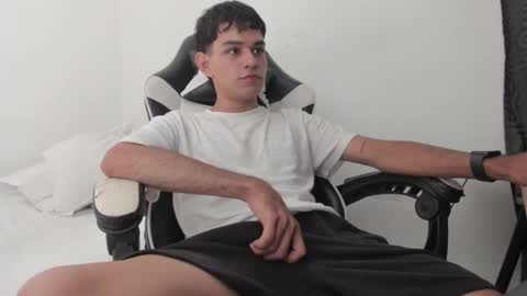 Ronaldo online show from 03-25-26, 01:00