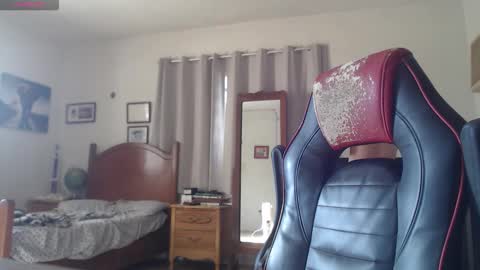 online 10pm-1am online show from 10-26-25, 02:23