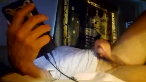 Snapshot of ronnieditzy chatting on 02-28-25, 06:09 ronnieditzy online show from 02-28-25, 06:09