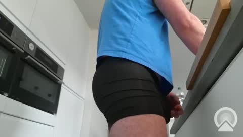 ronny8_5 online show from 02-25-25, 08:25