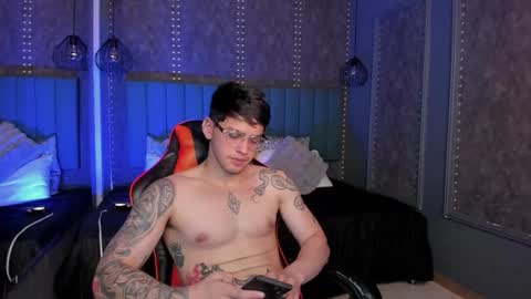 Ronny Colton online show from 01-19-26, 01:42