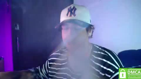 Snapshot of room_hot_x chatting on 07-01-26, 12:12 ken online show from 07-01-26, 12:12