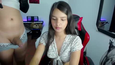 Snapshot of room_kitty chatting on 10-31-25, 03:24 MIA AND PAUL online show from 10-31-25, 03:24