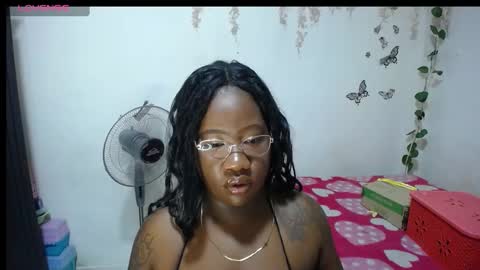 Snapshot of roos_veyker chatting on 01-20-25, 01:11 roos_veyker online show from 01-20-25, 01:11