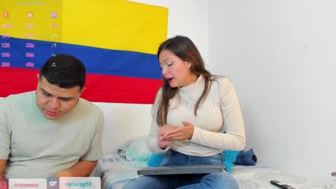Snapshot of rooxxyy_ chatting on 02-05-25, 11:17 online show from 02-05-25, 11:17