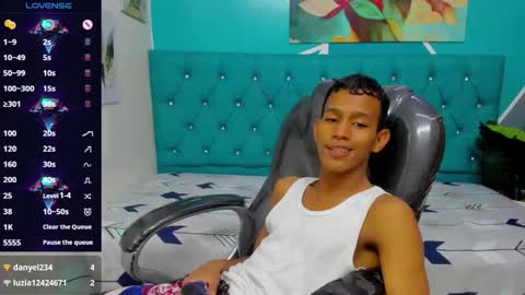 RORY CASTRO online show from 11-05-25, 11:27